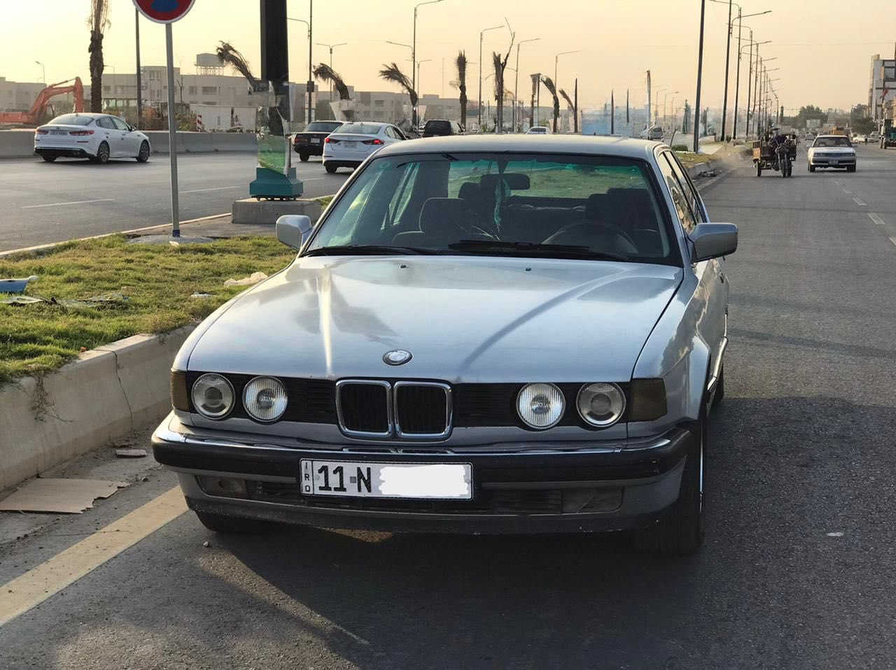 بسم الله الرحمن الرحيم
اللهم صل على محمد وآل محمد 

سيارة بي ام دبليو BMW 
الموديل ١٩٩١ 
الحجم 735i 
المكينة 3500 
محرك وكير بلاد 👌
تبريد شغال 
تخم تاير جديد 
رقم بغداد الجديد 
جام كهرباء كله شغال 
سماعات بلوتوث
ويل شمسي
السيارة توني مسويلها إدامة كاملة
مداور مباشر
مكان السيارة النجف الأشرف ومرات أتواجد بالسماوة

السعر ٦٣$ وبيها مجال 
*********** موجود وتساب
