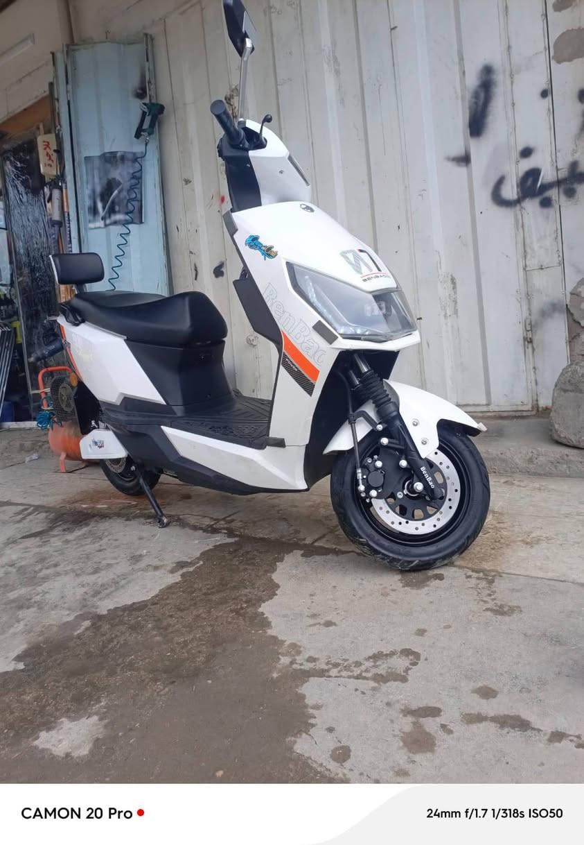 دراجه شحن لبيع صار شهرين من ماخذهه عنواني بغداد زعفرانيه سعر 500بيهه مجال رقمي بس واتساب وفيس على خاص ***********؟؟؟؟
