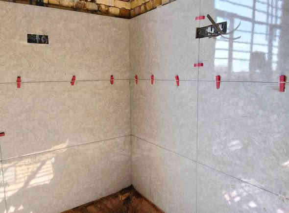 خلفه سيراميك شغل مال ايران درجة اولى مكاني داخل ميسان متفرغ حالياً ***********
