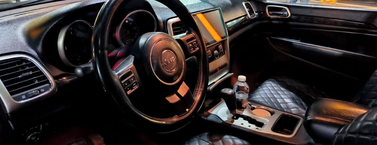 جيب لاريدو 2011
لون اسود قتران  
ماشية 184
سيارة شوية جاملخ الخلفي بدو دواخل 
گير و محرك بشرط 
دفع رباعي 
سنوي جديد ٤ تايرات جديد 📮
سيارة حلوة ونظيفة 
ماتحتاج مصروف جاهزة 
مكينة كير مكفولات
مكان/ قضاء بردرش
*********** الشيخان, نينوى
