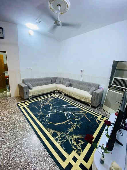 بيت مساحته. 265. غرفه. 1 وكليدور. ومطبخ وصحيات خارجيه وداخليه.  ب 65.وبي مجال طابو. زراعي    سند 25  نهايه نادر الثالثه وره مسجد المصطفى
للتواصل ***********
