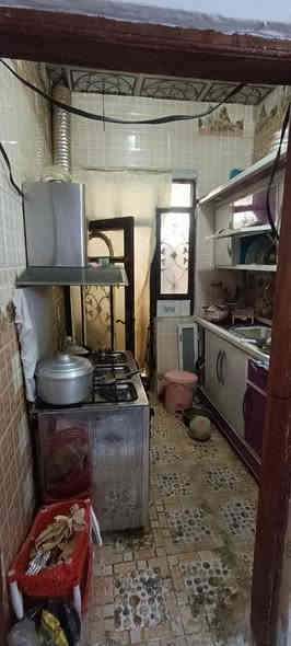 السلام عليكم 
بيت 🏠 50 متر ركن على ساحه 84451 رقم البيت 
النجف حي النداء شريط الموظفين 
يتكون من
استقبال 
صاله 
مطبخ 
غرفه 
صحيات 
البناء 
أساس صب 
السقف صب
الجدران بلوك 
الارضيه سيراميك 
السعر 47 مليون وبي مجال
البيت بسمي ثاني يوم أداور بأسم المشتري 
رقم الهاتف 
***********
***********
