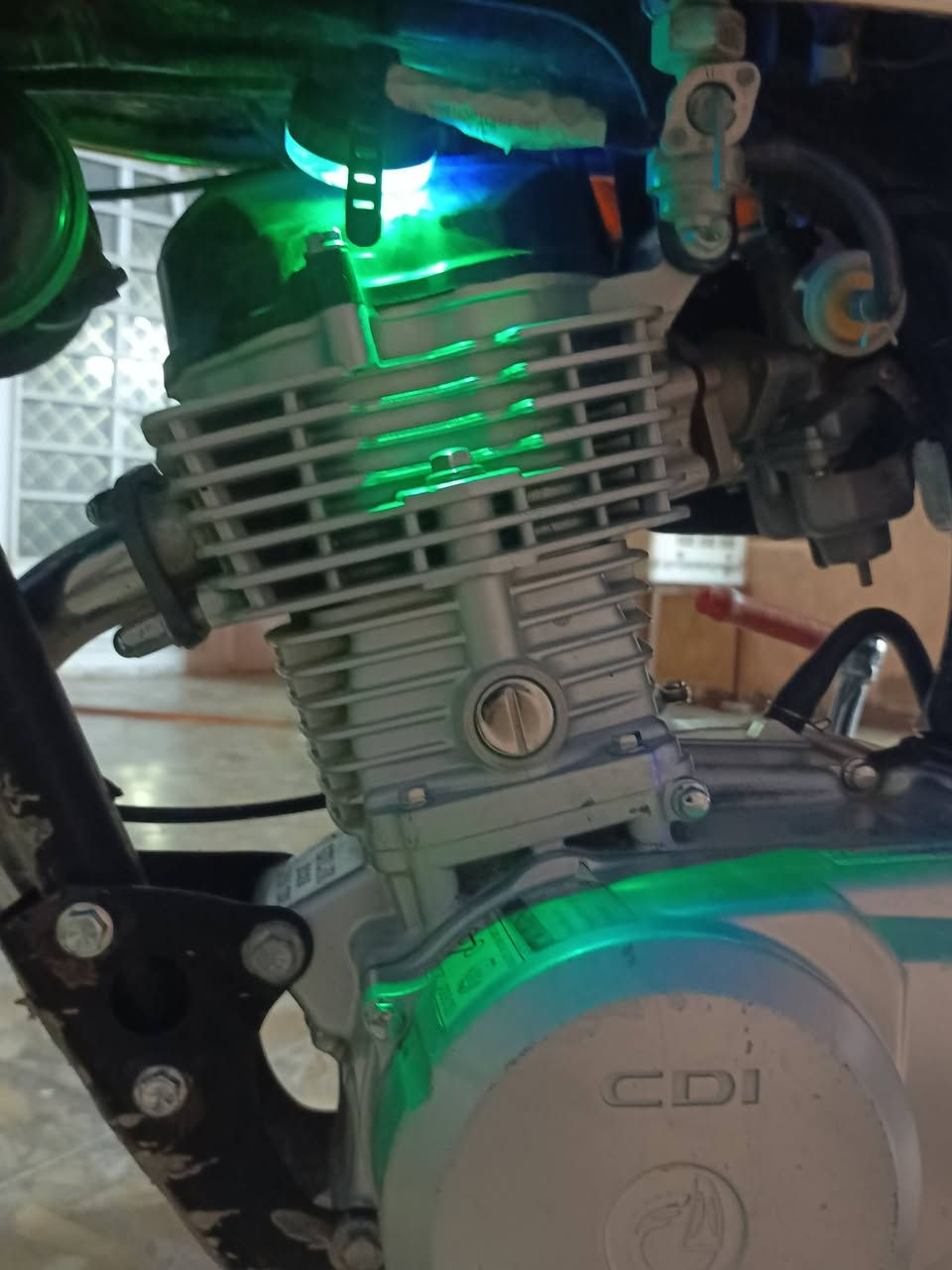 السلام عليكم
تايكر 25 مكفولة كفالة عامة 

مابيها أي نقص يعني تجي تضرب هندر وتطلع 

4 اوراق 

وي الجمبزة 625 قفل

وبدون الجمبزة 600 قفل 

***********

***********

العنوان ديالى جديدة الشط
