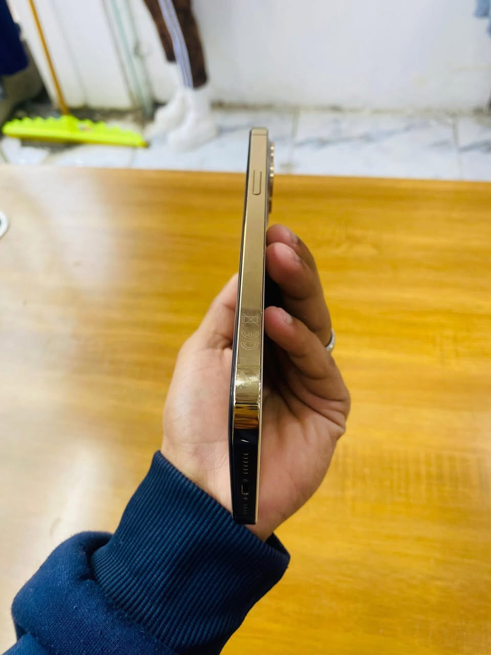 12 برو ماكس
ذاكر128
بطاريه 100
شاشه ثلاث خيارت
مستبدل بطاريه وشاشه درجه أوله 
جهاز حيل نضيف 320 وبي مجال


**إذا كنت صاحب هذا الإعلان وتريد حذفه لأي سبب، رجاءا أرسل رسالة إلى الدعم الفني**