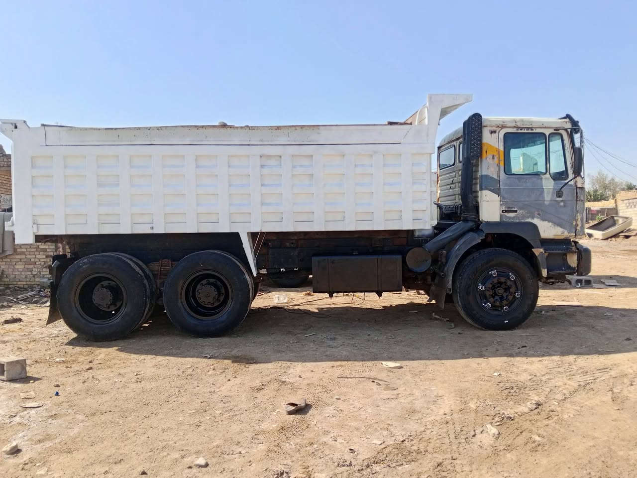 للبيع***********
