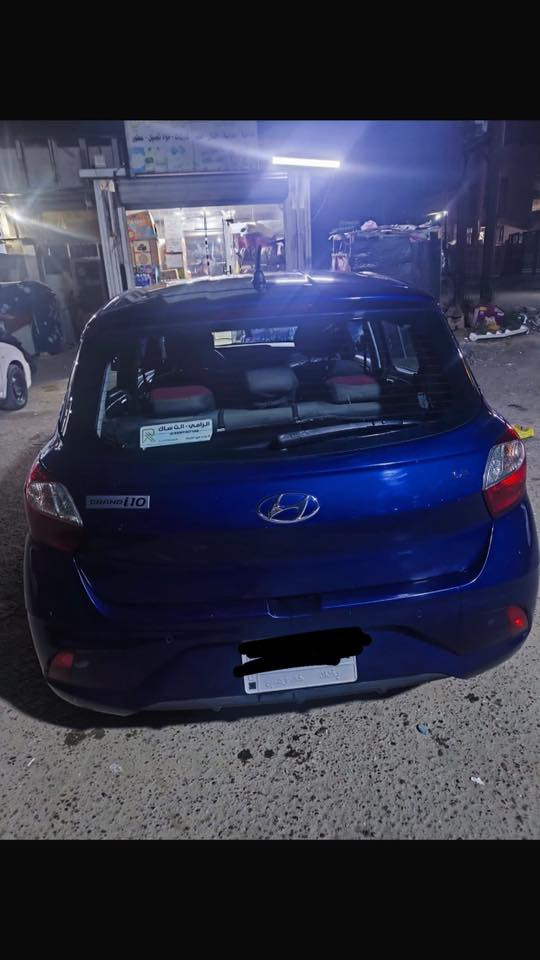 السلام عليك هونداي كراندi10موديل  2023 سياره على وضع الزيرو ماشيه 21سياره نظيفه رقمها بغداد خصوصي سنويه با اسمي لل28 وارد خليجي العنوان بغداد العامريه ***********
