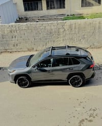 راف فور XSE • هايبرد • حادث تعمير