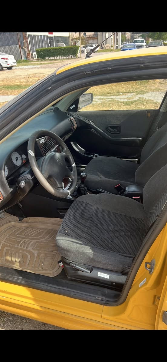 سلام عليكم للبيع بيجو بارص ٢٠١٥ رقم
رقم انكليزي بسمي السيارة تحويل ثاني يوم
مكينة فرنسي مكفولة كير مكفول
تبريد تدفئة شغال منظومة كاملة جديدة
بيهة ملاحظات بسيطة 
مكان السيارة بغداد 
السعر ٤٥ $ 
للاتصال 
***********
