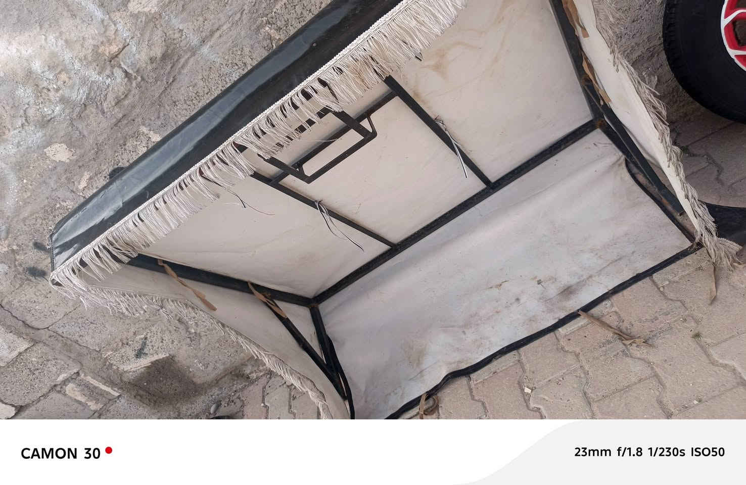 السلام عليكم عندي زوج ويله صفر لبيع وعدي قمريات وحده مال سلمنيه وحد مال شخوان شراي اتصل🗣📲📞***********
