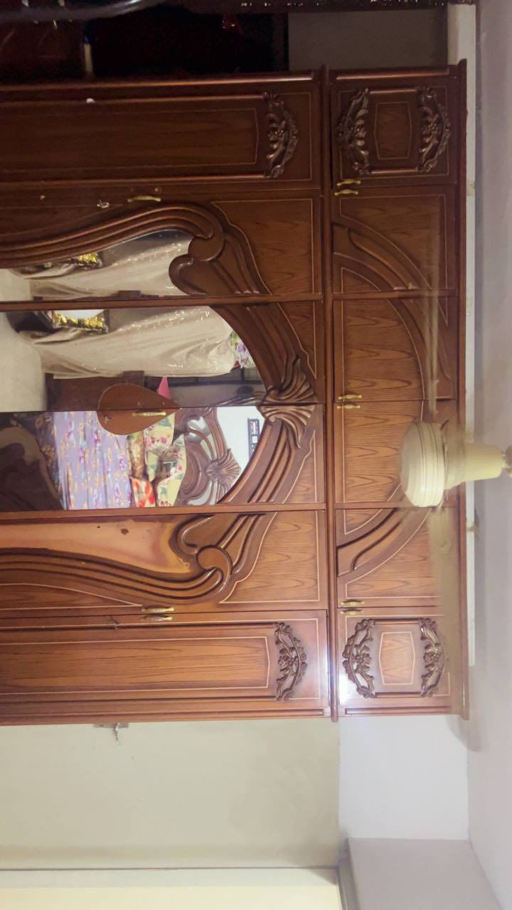 غرفة نوم صاج للبيع ٩ قطع السعر 400  تواصل واتساب ***********
