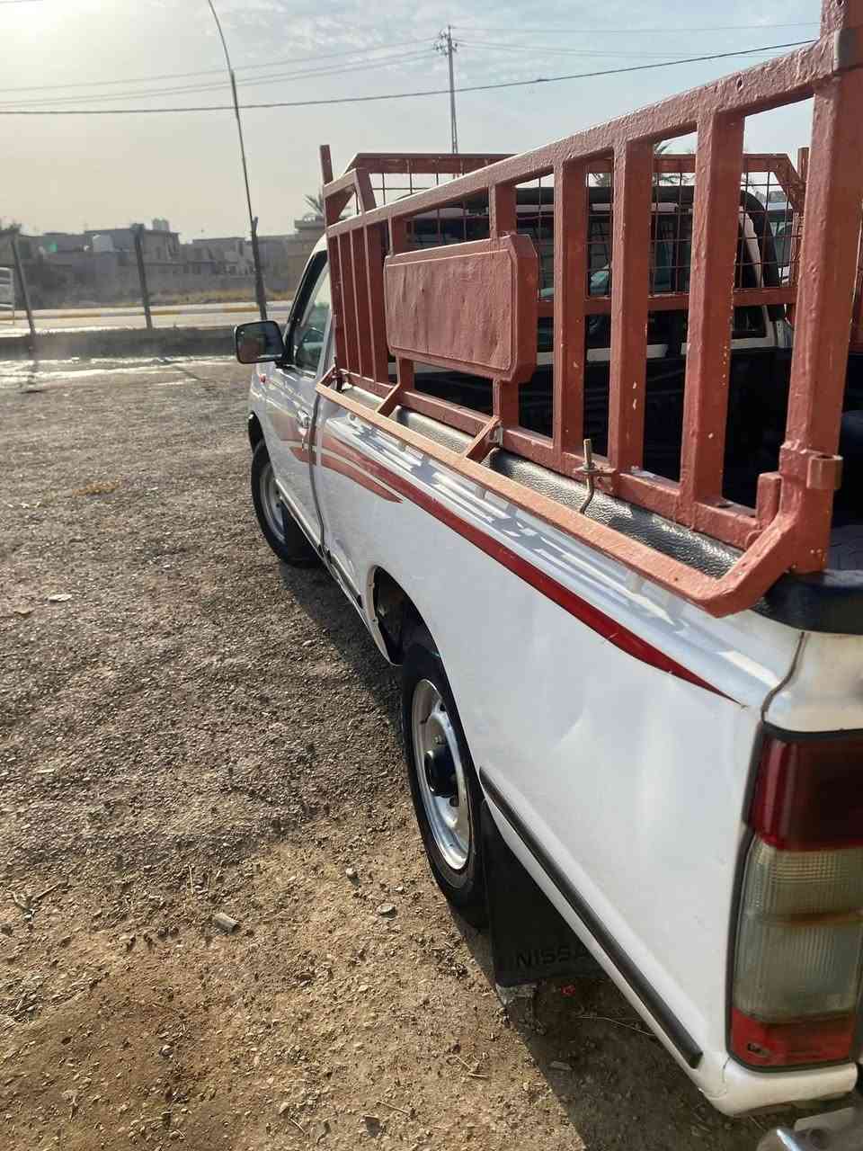 السلام عليكم سيارة بيك أب نيسان  موديل 2008  رقم أربيل.  تحويل مباشر أربعه جنكال محرك كير خير من الله سيارة جديدة بدون صبغ 
للستفسار الاتصال ‭0772 171 2659‬
