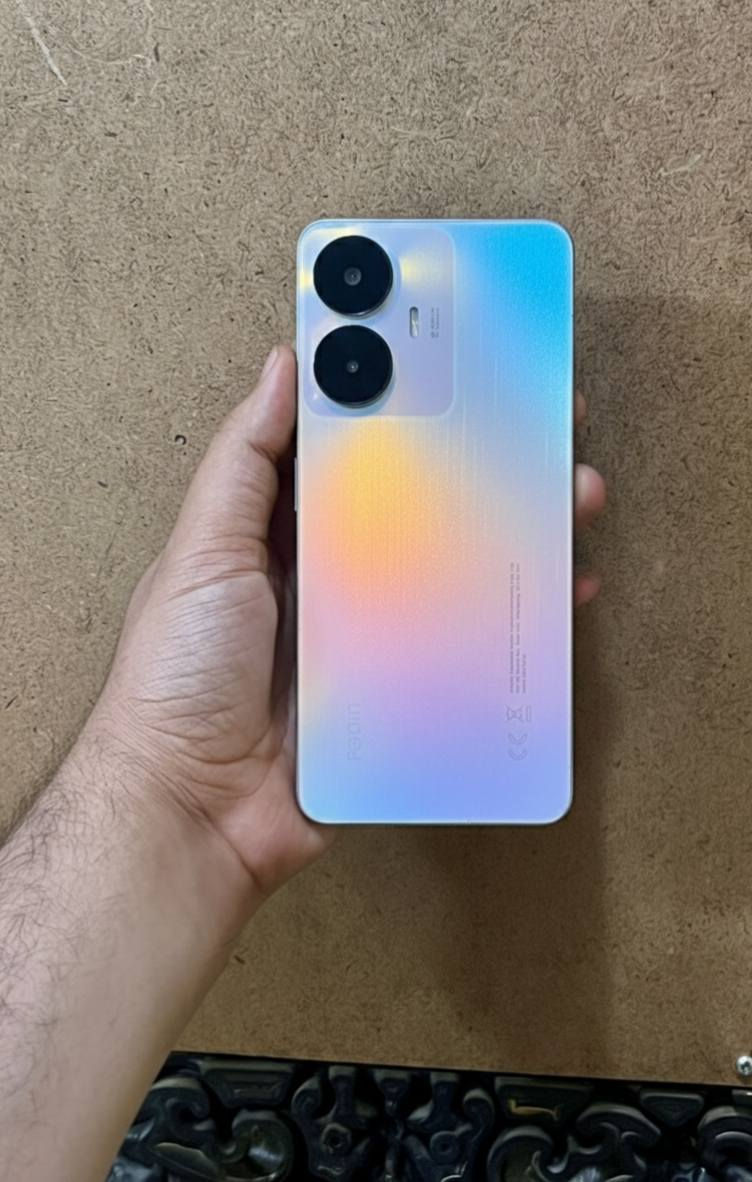 للبيع موبايل ريلمي c55 
ذكره 256 عشوائيه 16 
بطاريه 5000 شحن 33 واط 
كامره 64 ميكابكسل 
موبايل نضيف و مداخل تصليح
مكان ناصرية مركز السعر 110 وبي مجال بسيط


**إذا كنت صاحب هذا الإعلان وتريد حذفه لأي سبب، رجاءا أرسل رسالة إلى الدعم الفني**