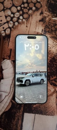 ايفون 15 برو ماكس نموذج M بطاريه 85 الموبايل نضيف شاهد الله ستخدام شخص...