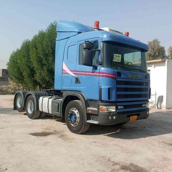 السلام عليكم للبيع سكانيه 2000تخم تاير سنگل خلفي مزوج بلادي مكفولة رقم سليمانيه  فلات 3محاور مزوج محلي مكينه 420خطين انجكتر لاصرف ولابخار گير 900,  3,3
السعر 210وبيها مجال بصيط 
مكان واسط الصويره 
***********
***********
