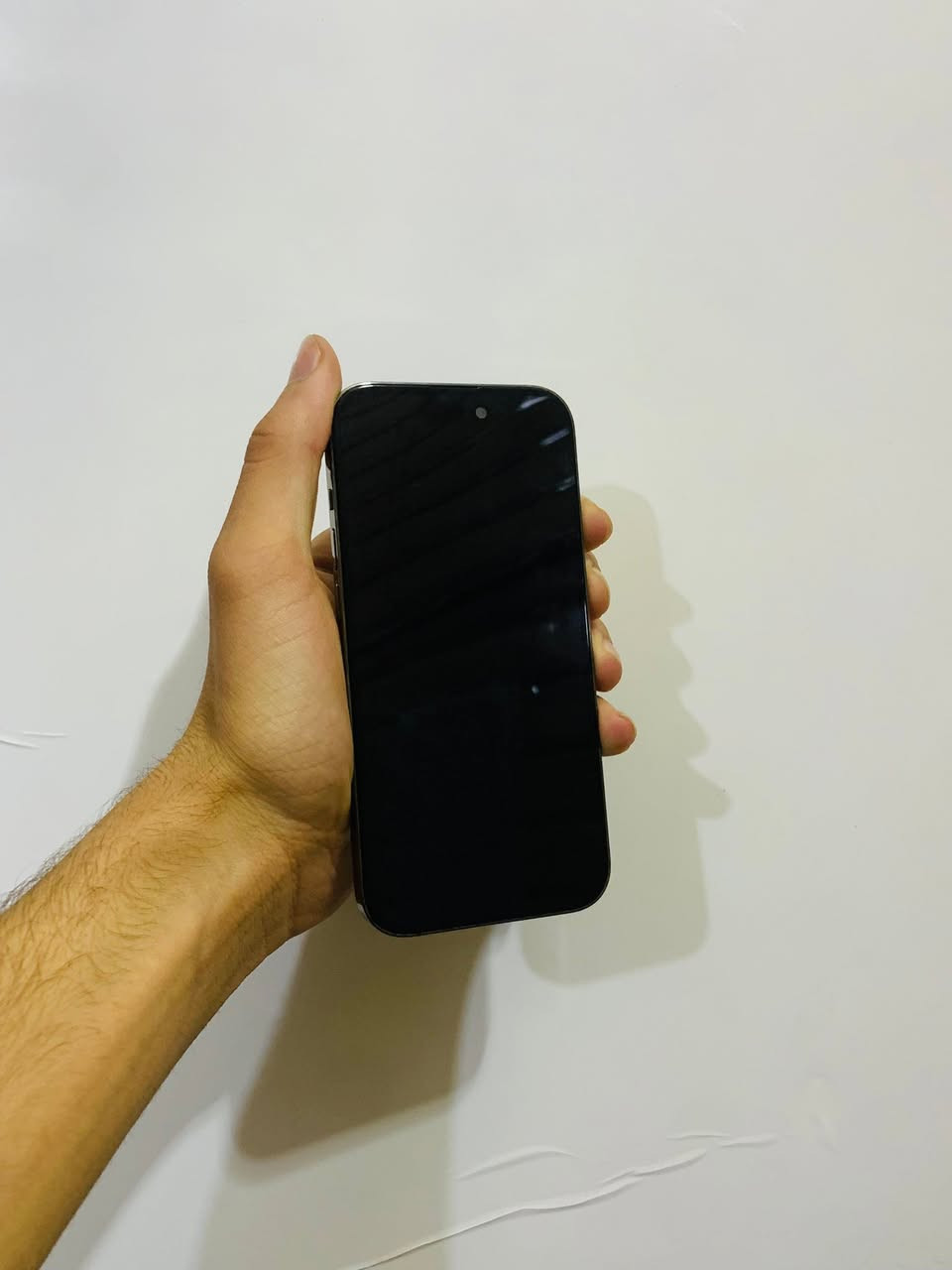 14برو فقط جهاز شرق اوسط دبل خط ZA
مبدل شاشه فقط فقط تفصيخ شرط وخدش مابي جهاز جديد 

وعل فحص شرط كله شغال شلع لبيع قيم بل يرضه الله 

او السعر خاص او التصال ***********

