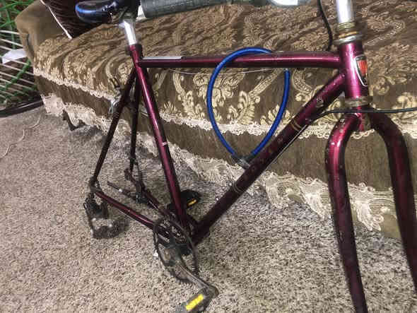 السلام عليكم للبيع النوع c700برطاني نقص وياله زوج فقط كامله للستفسار خاص او واتساب ***********
