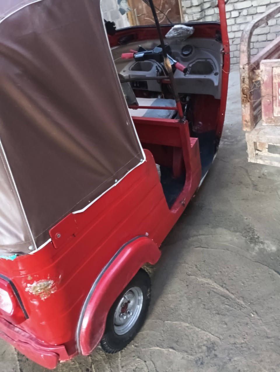 سلام عليكم تكتك لبيع موديل 18وراق المصطفى محرك عشرين مكاني بابل الحمزة الغربي السعر 3250بيهه مجال بصيط بيهه جفيه عله اليمنه دواسات اماميه معمره رقم الهاتف ***********
