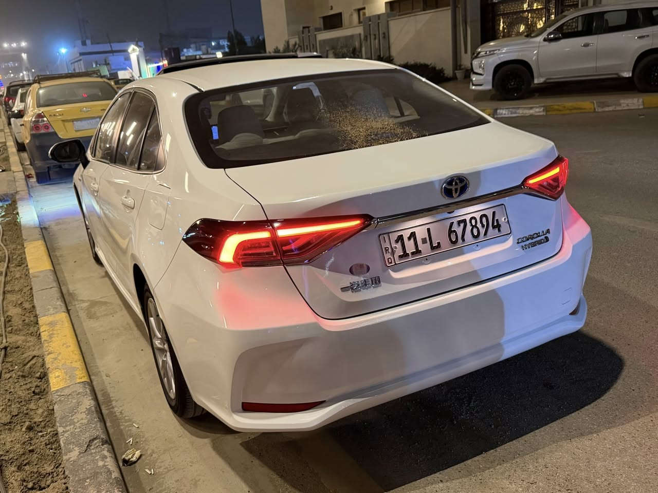 كورلا 24 ماشيه 19 فول شكل خليجي بارد ب الجاملغ بسيط الامامي الايسر سياره جديده رقم بغداد السعر 149 رقم الهاتف ***********
