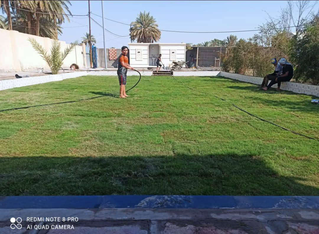 مزرعه للبيع طابو زراعي المساحة 4.5 دونم تحتوي على دار بمساحه 180 م منظومة ماء RO بحيرة اسماك شغاله تحتوي على اسماك مختلفة الاحجام وحقل ابقار صغير نخيل ملون وشتلات تين شارع تبليط لحد المزرعة متوفرة كافة الخدمات 
العنوان/ خلف جامعة بابل منطقة ابراهيم تبعد عن جامعة بابل اقل من 4 كم 
لمعرفة السعر وباقي التفاصيل يرجى الاتصال على الرقم ***********
***********
