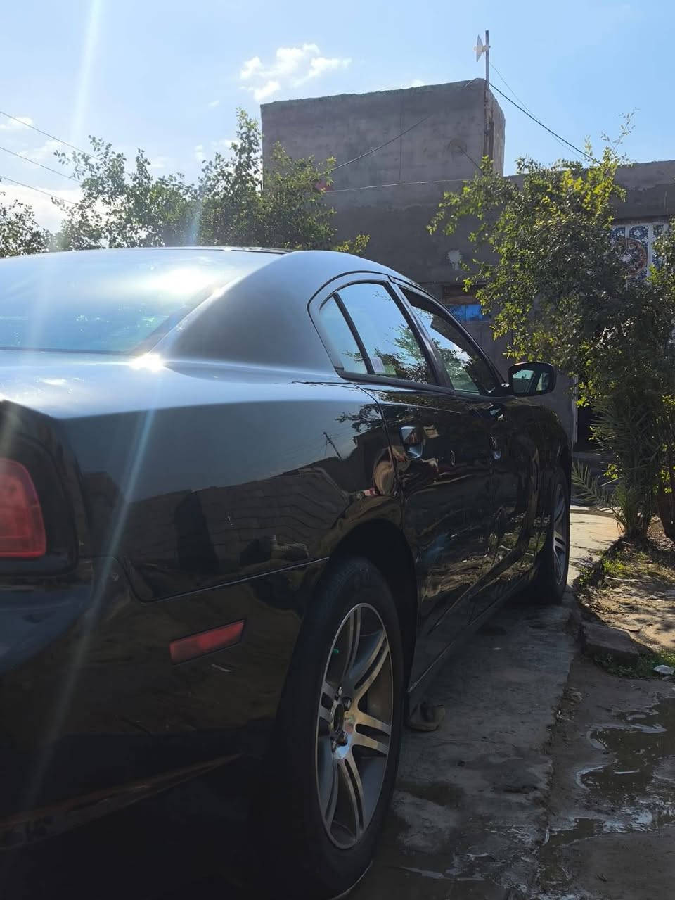 سلام عليكم 
جارجر كندي 2014
مكفووله!! عدا البنيد مبدل!!! 
رقم بغداد انكليزي 
سياره جديده ما ناقصه شي بس الاكسن 
مكاني ميسان قلعه صالح 
السعر 146 وبيه مجال قليل 
***********
تريد السياره اتصل وخادم 
خاص ما متواجد
