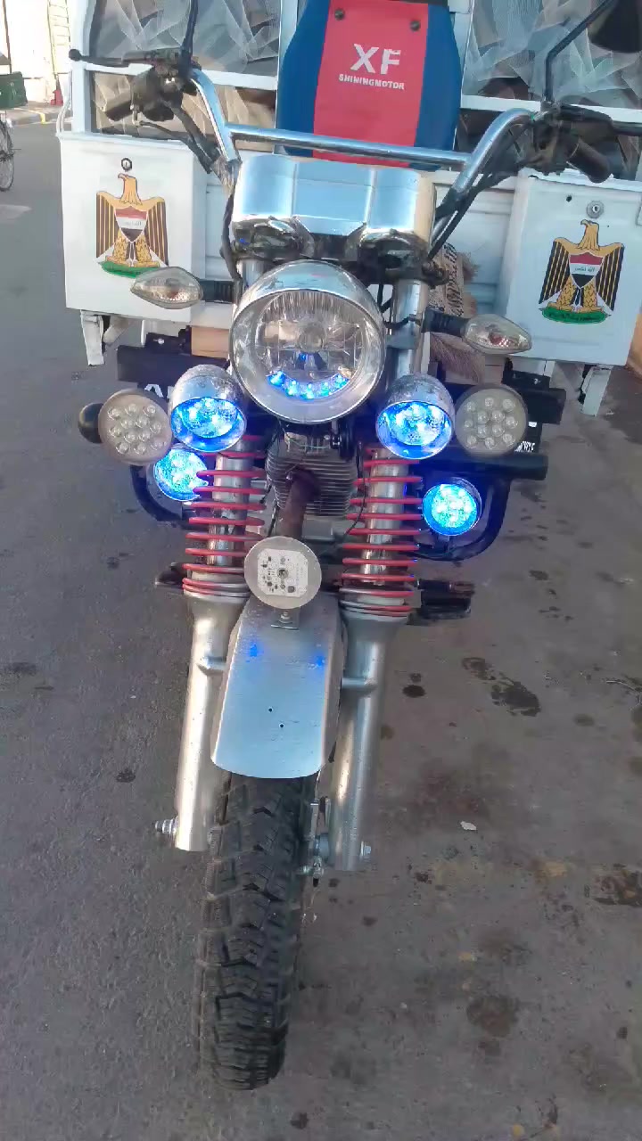 شباب ستوته للبيع موديل 19وراق وكمرك ستوته جديده وخير من الله كلهه شغاله ونضيفه سعر  مليون 650 وبيه مجال مكاني رمادي رقم لهاتف ***********
