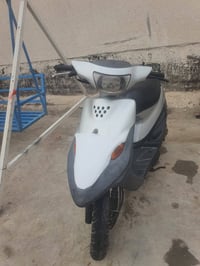 دراجه ام 9 للبيع كلشي شغال سلف نكره هنر شاير لايت ثلجي وراق كامله نضيف...