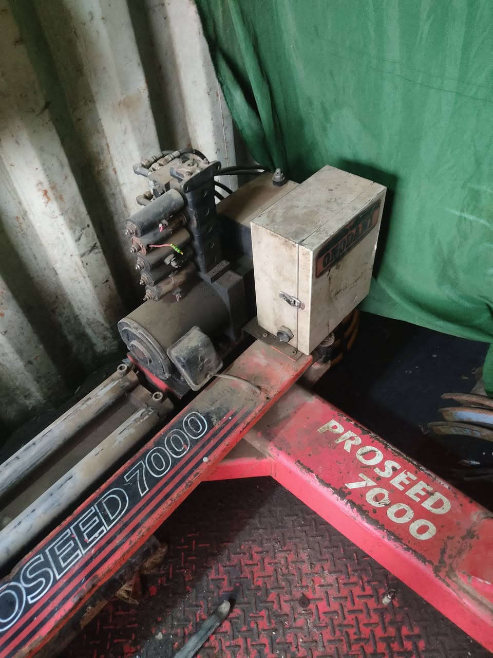 سلام عليكم خالعه مال تايرات كبار البيع سعر خاص ***********
