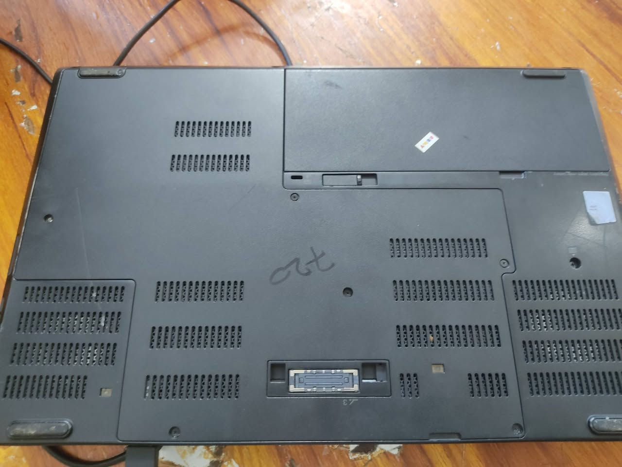 السلام عليكم لابتوب للبيع
Lenovo ThinkPad P51

المعالج Intel Core i7

الذاكرة (RAM): 16 جيجابايت

كرت الشاشة (GPU): NVIDIA Quadro M1200 بذاكرة عشوائية 4 جيجابايت

مساحة التخزين: 500GB

 نظام ويندوز 11

حجم الشاشة 15 بوصة

السعرررر 250 وبي مجال للشراي

 مراسلة خاص او علة الرقم ***********
