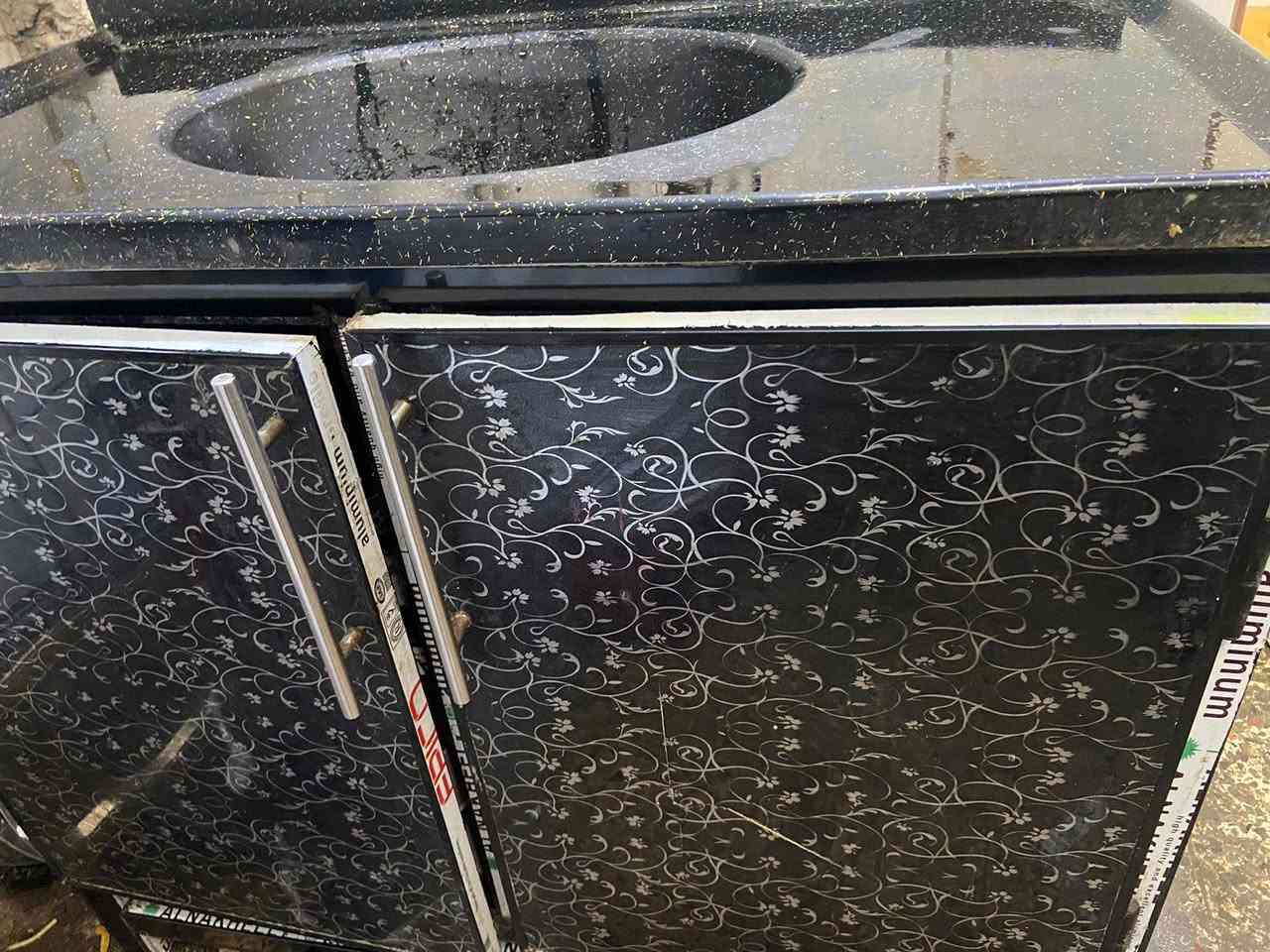 كاونتر  للبيع نضافه 100/100بسعر كلش مناسب رقمي ***********متواجد واتساب
