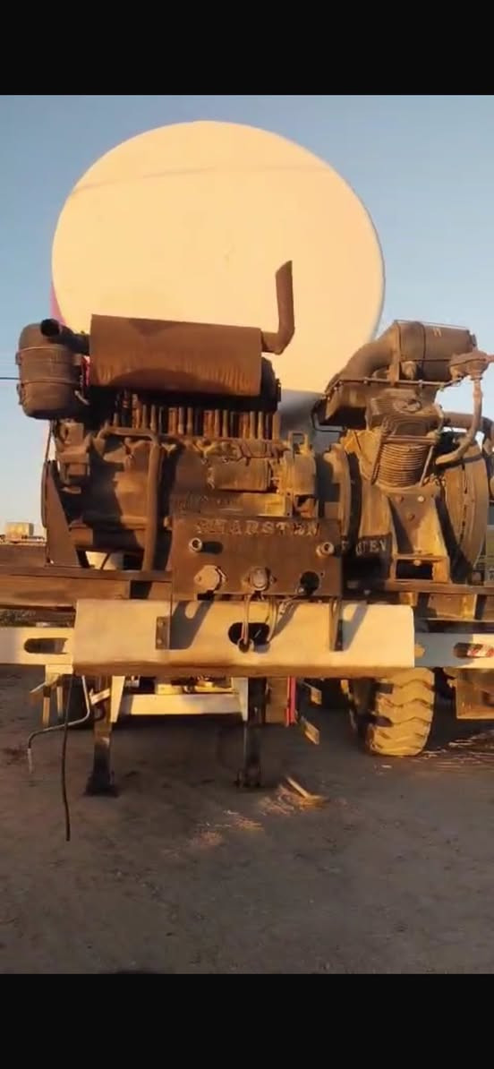 للبيع سايلو 4 دنكيرمولد دويز جاهز مكانها رمادي سعرها 2 دفتر وربع
***********
