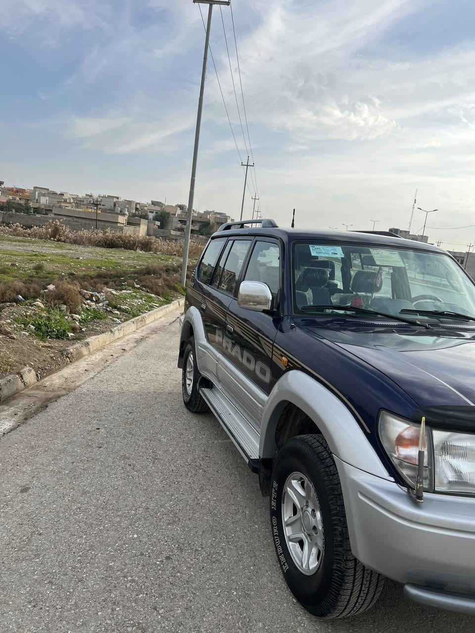 سلام عليكم 

برادو للبيع موديل 99 محرك  4x4 6v3400 فور ويل شغال كير  عادي محرك وكير شرط 3قطع تبريد سبعه راكب جامات كهرب طخم تايه جديد  باتري جديد صدره جديد السياره بسمي شرط التحويل رقم جديد إنكليزي للاستفسار اتصال ع الرقم 

‭0773 403 5545‬
