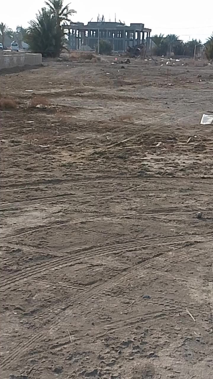 قطعه 250  للبيع متر طابو زراعي خدمات بيهه ماء كهرباء موالده ***********
