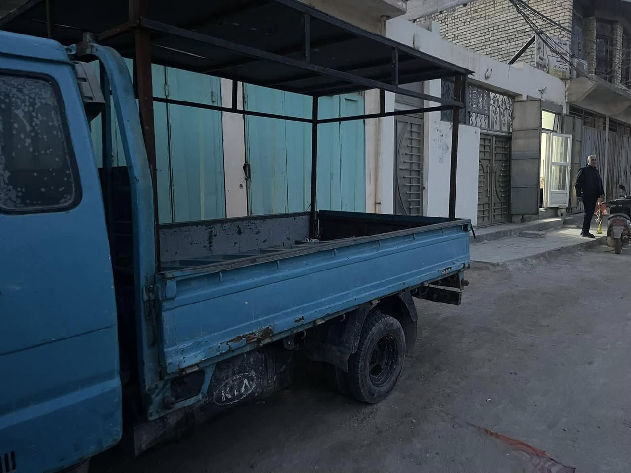 السلام عليكم كيا موديل ٩٦رقم بغداد السيآره عوزه ترتيب السعر ٣٨مكان كربلاء رقم الهاتف ***********
