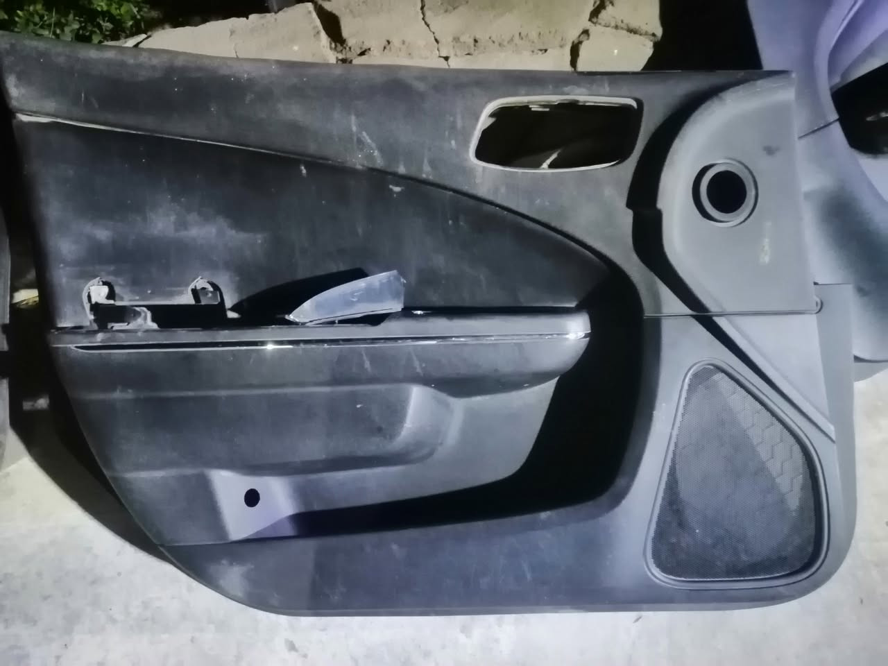 سلام عليكم بطاين جارجر 
مامغسولات نضاف قيم واخذ مكاني واسط ***********
