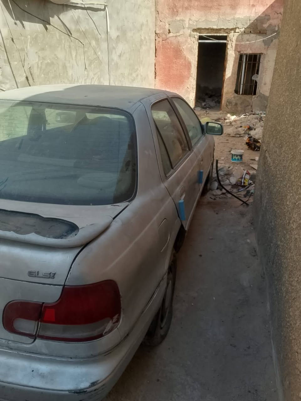 سلام عليكم للبيع الانترا مصطره موديل ٩٣ رقم ديالى الجديد هزه وسنويه جديده كير اوتو مكينه تبخر سياره تشتغل وتمشي السعر 20 للستفسار الاتصال *********** مكان السياره بغداد بوب الشام
