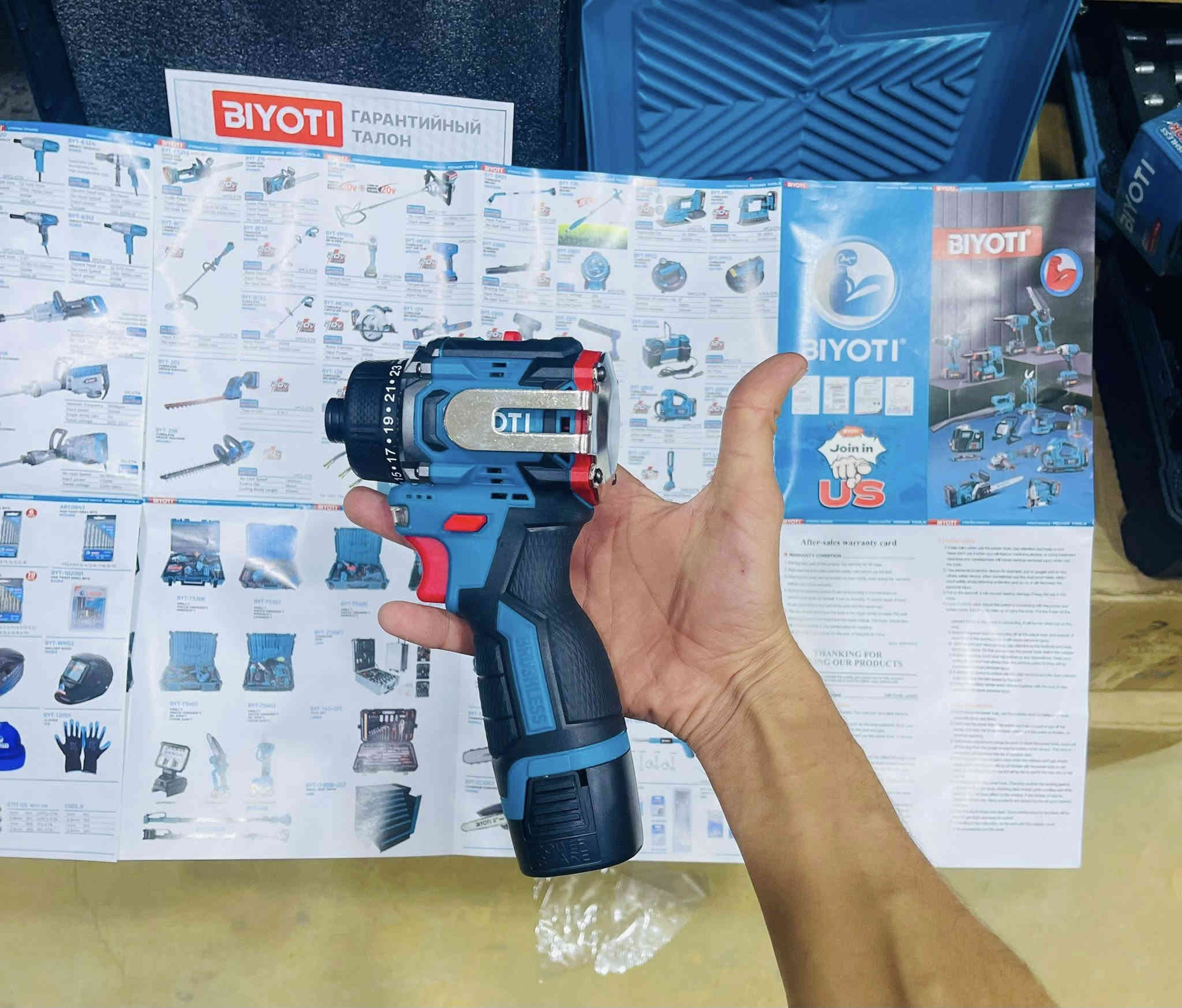 #توفر: الأمباكت الاقچم( القزم )للعملاق🔥شركة  BIYOTI 💪🏻  { دريل + بطاريه عدد 2 + شاحن { أمباكت 1400 R/MIN }

#التفاصيل : برشلس نضام عالي الكفائه ل تحمل ضغط العمل / بطاريه عدد 2 { 16.8 V } فعلي تفريغ عالي الكفائه لعمل ساعات طويله BIYOTI / تحكم عزم 24 { دورة 1400 / R/MIN }/ قاعدة حديد من الخلف ل تحمل الصدمات مع ضمان جودة المنتج

♻️ #هنالك فيديوهات ل تجارب الزبائن والأساتذه الكرام داخل التعليقات 🛠️

#السعر : 35 الف المفرد 

العنوان بابل توصيل 5 الاف التواصل خاص أو واتساب : ***********
