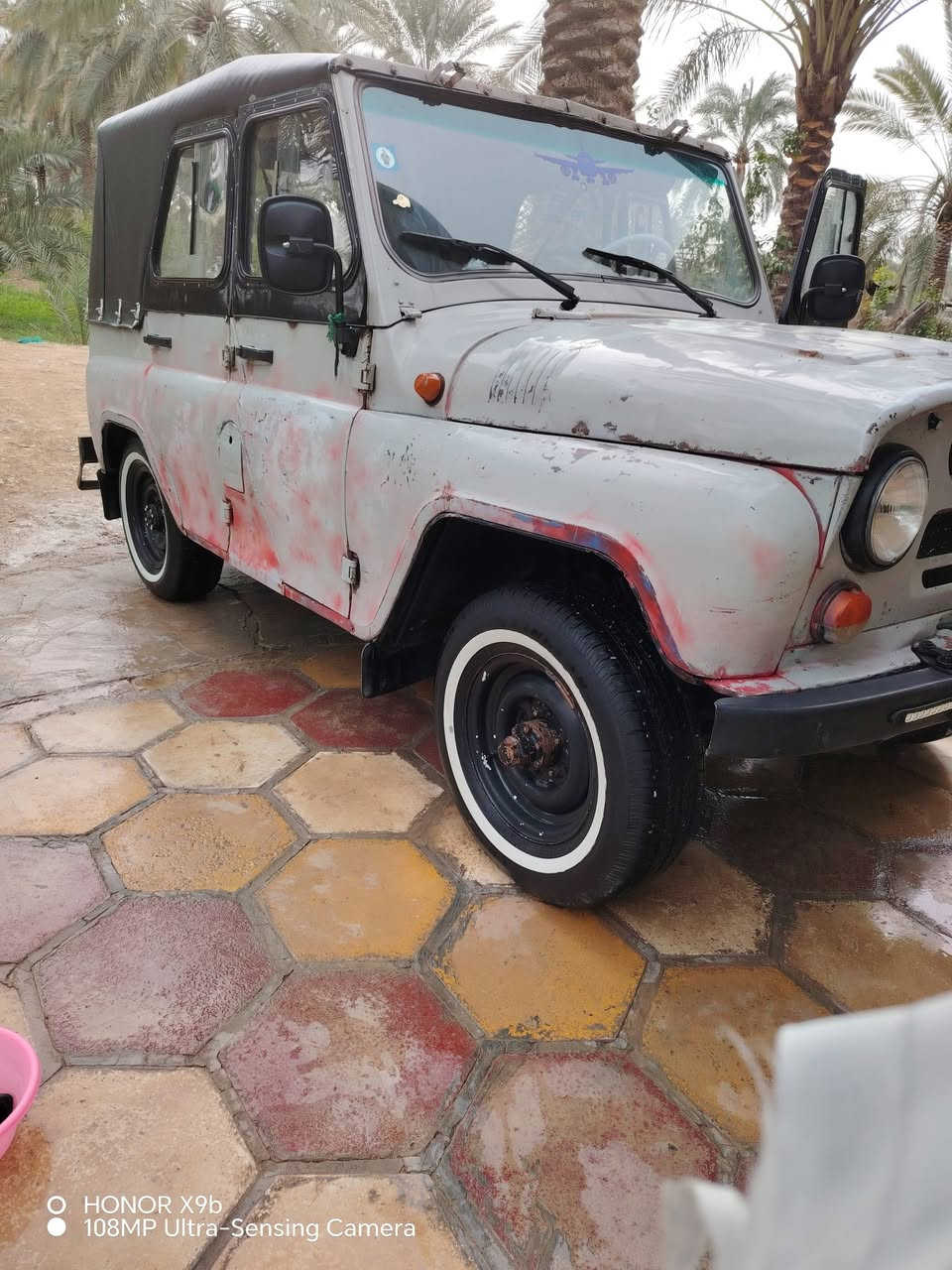 واز  لبيع ٢٠٠٠  السياره خير من الله اي نقص مابيه***********
