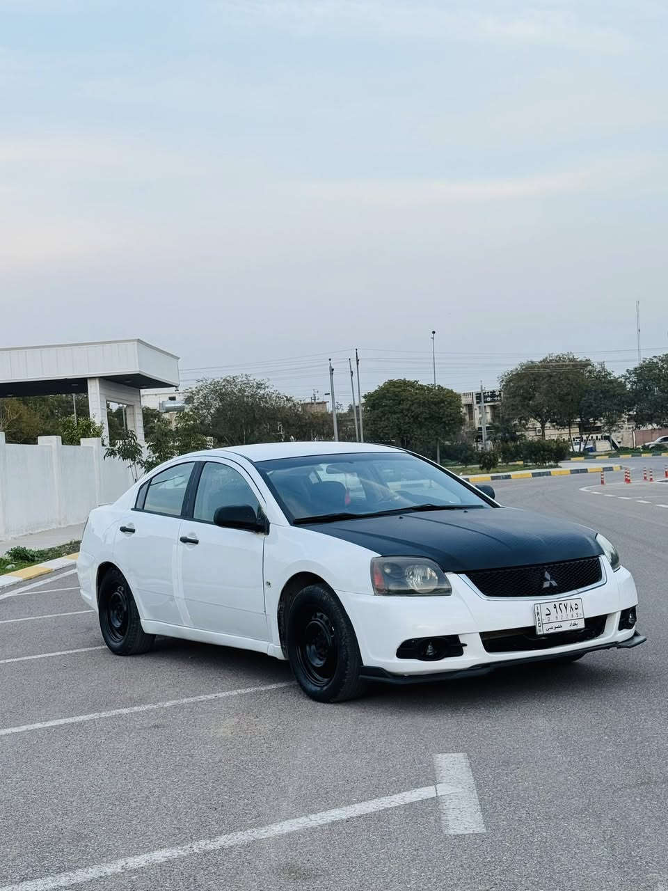 🌿 بە ناوی خوای گەورە و میهرەبان 🌿
سلام علیک 👋

🔹MITSUBISHI 🔹

      GALANT 2011 

ئەم سەیارە بۆ فرۆشتن،مستەربۆشی گڵانت (2011)،سەیارەیەکی هەتا بڵێی پاک و جوانە 

لەحیە و باڵی بۆ بستراوە

تاقمێک بەرگی سپۆرتی بۆ دانراوە +شاشە ئایپاد و کامیرەیە

بلاجیک تۆر + لیدی (H4) بۆ بەستراوە زۆر بەقوەتە

کامل جوانکاری بۆ کراوە و کامل مەسروف کراوە

تەبرید سارد و گەرم بەشەرت
 
  🚗 مەکینەی 4 پستۆنی 4سلندەرە 
 گێڕ و مەکینە و هەموو گیانی بەشەرت  

نرخی(57) گەڵاو مەجالێکی برایانە 

📱 0776 680 9280
