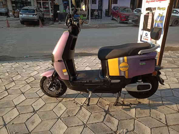 دراجة ريان ام عيون للبيع الحالة نظيفه جدا 
 6 بطاريات مسطرة 
ملف 1500 
تمشيك 45 الى 50 كيلو بالشحنة 
الدراجة استعمال شخصيى نقل لمستفة بسيطة يعني الدراجة مامتعوبة 
عارضها ب700 وبيها مجال للشراي 
مكاني بغداد الطالبية 
***********
