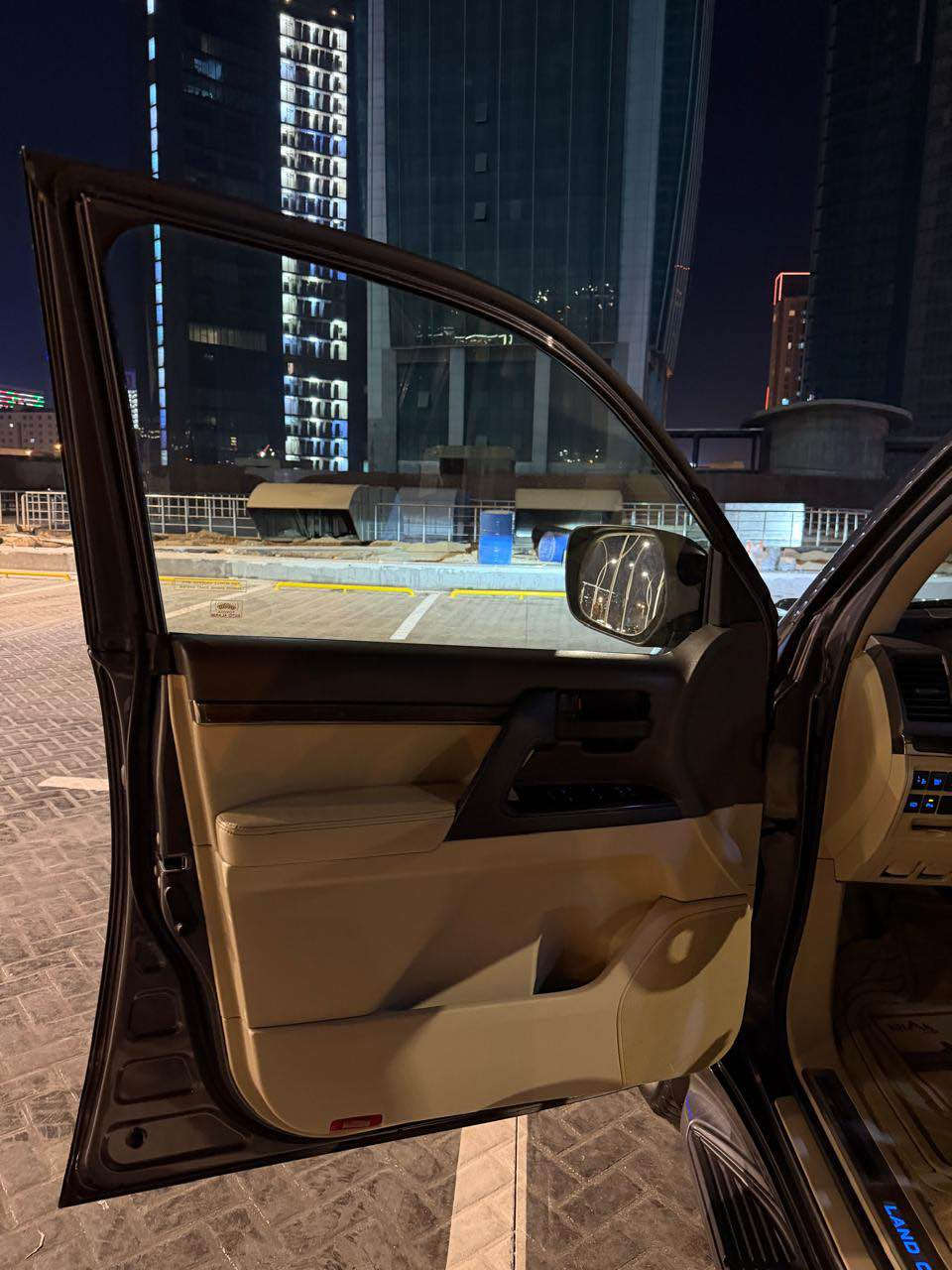 لاندكرۆزر ٢٠١٩ جیهان گراند تۆرینگ Gxr v6 ٣ شاشە ١٠٥ هەزار کم رۆیشتیە ٤٩٥ وەرەقە و مەعمەلە
لاندکروزر ٢٠١٩ جیهان کراند تورینک Gxr V6 ٣ شاشات ١٠٥ الف کم ماشي ٤٩٥ ورقه و بيهه مجال

***********
*********** أربيل, العراق
