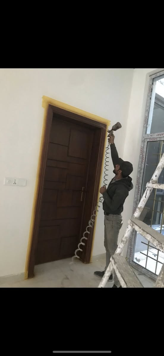 مستعدون لعمل كافة أنواع الأبواب والشبابيك وغرف النوم والمحجرات ذات جوده عاليه وباسعار تنافسية للاستفسار 
*********** 
***********
