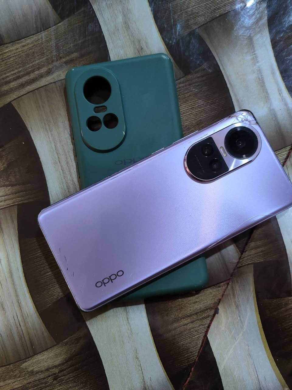 سلام عليكم
للبيع الجهاز OPPO Reno10 Pro5G
ذاكره 256 عشوائيه 12+12 الجهاز وحش 
بي ملاحضه واحده فطر بلضهر وتبدل ب10الاف وماأثر عله الشاشه ابد سعره 350 وبي مجال بسيط 
رجأن لا تعامل اذا موشراي ولا تكسر بسعره 
مكاني ابو غرق 
رقم ***********
