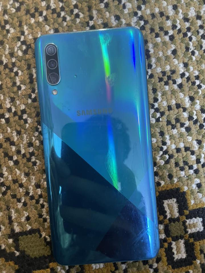 السلام عليكم جهاز كلكسي A30s جهاز مكفول من كلشي بصمة وجه بصمة شاشة كله شغال فقط مبدل قاعدة شحن ذاكرة 128 فحص يله تاخذه جهاز سعره 70 مكان بغداد مدينة الصدر


**إذا كنت صاحب هذا الإعلان وتريد حذفه لأي سبب، رجاءا أرسل رسالة إلى الدعم الفني**