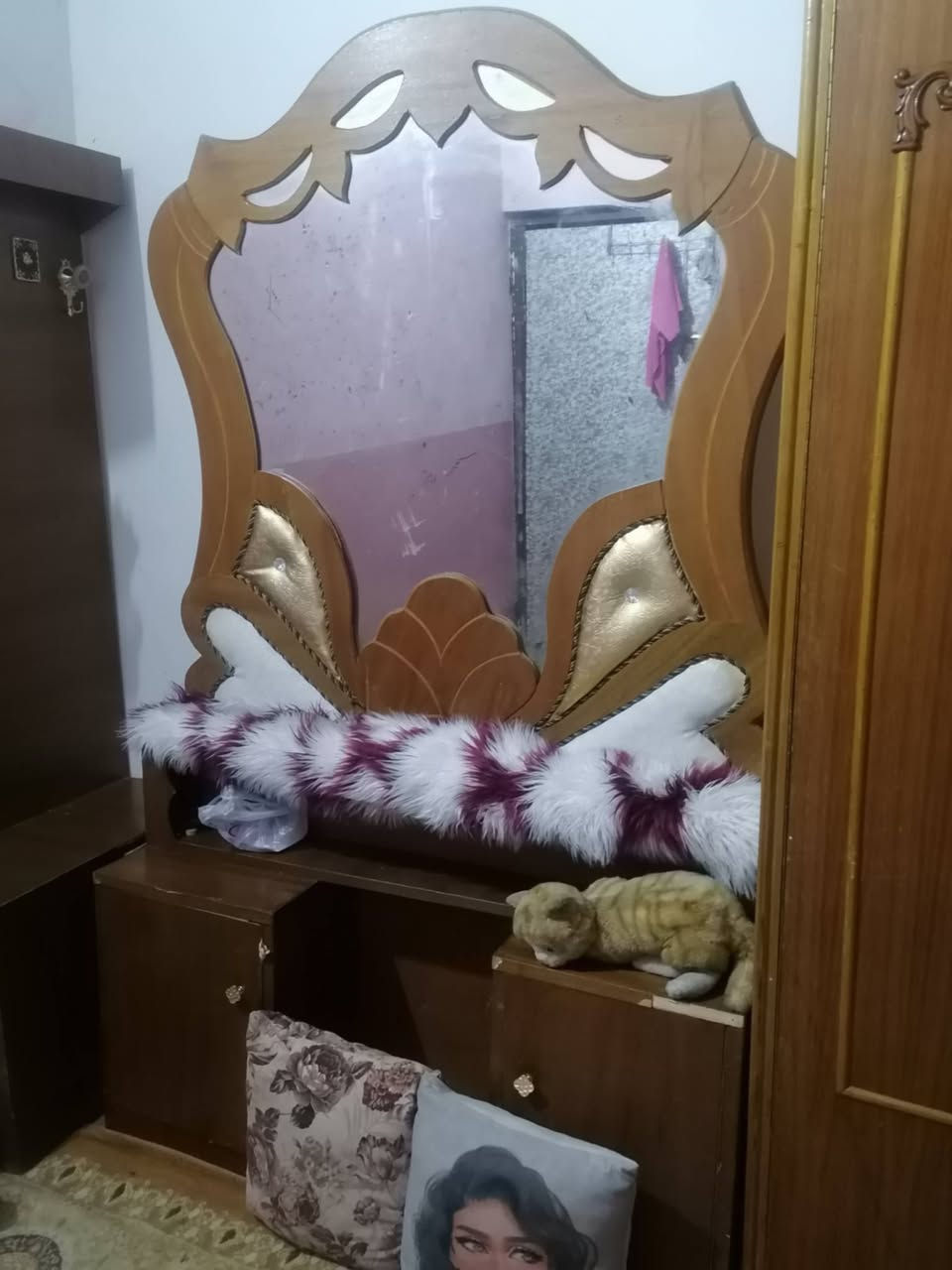 غرفة للبيع خشب عراقي ما بيها ضرر نظيفة 
المكان كربلاء
السعر 500 الف
الشراي يتفضل خاص


**إذا كنت صاحب هذا الإعلان وتريد حذفه لأي سبب، رجاءا أرسل رسالة إلى الدعم الفني**