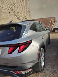 هونداي توسان موديل ٢٤ مطلوب مراوس كيا سورنتو موديل ١٦ او ١٧ او ١٨ للاس...