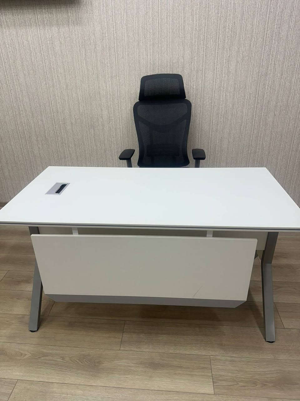 اثاث مكتبي استعمال شهر شبه جديد للبيع


**إذا كنت صاحب هذا الإعلان وتريد حذفه لأي سبب، رجاءا أرسل رسالة إلى الدعم الفني**