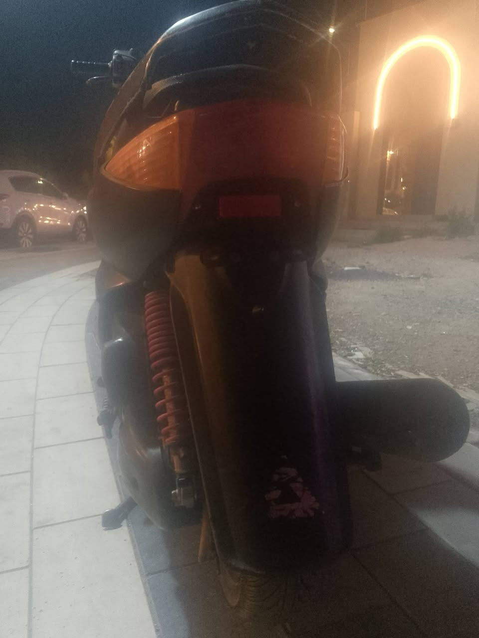 سلام عليكم دراجه سكنس 110 السعر 450الف مكينه مكفولة كفاله وبيهه مجال حك الجيه ***********
