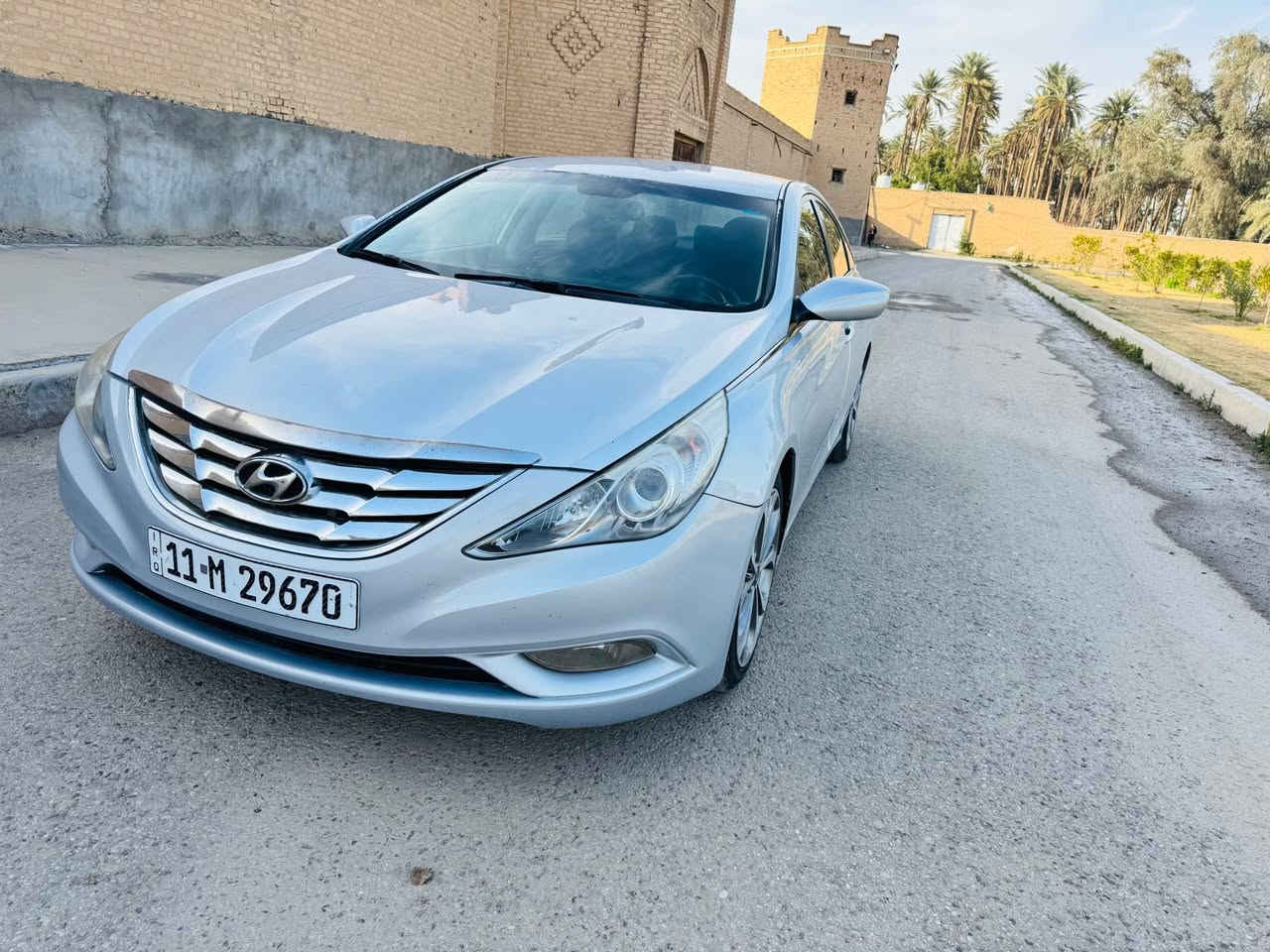 السلام عليكم هوندي سوناتا امريكي 2013   سياره بيه  بنيد مبدل فقط
بدون دوخل  سياره جاهزه من مكينه وكير وحداديه وتخم تاير 
تبريد 
موصفات سياره 

تحكمات 
انظمه قياده 
ويل كرؤم 
حساساا خلفيه 
كشافات اماميه لد
سياره هزه جديد
رقم جديد 
سعر111بيه  مجال بيسط 
مكان سياره بابل 
لاتصال ***********
*********** حلة, بابل
