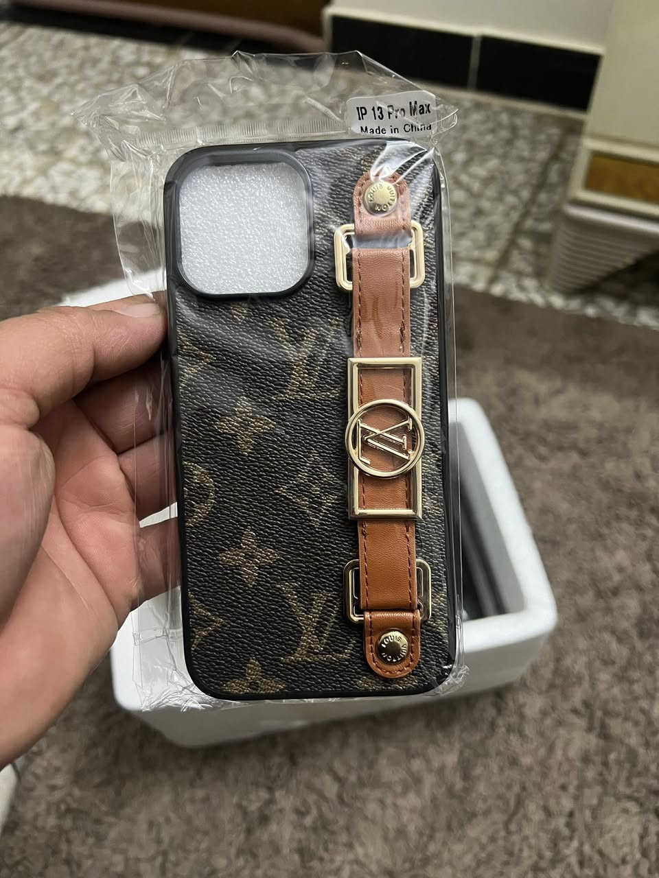 كفرات مختمه اصليه ماركت لويز فيتون وبراده شلعه الكفر ع الفين مال ١٣برو ماكس و١٤


**إذا كنت صاحب هذا الإعلان وتريد حذفه لأي سبب، رجاءا أرسل رسالة إلى الدعم الفني**