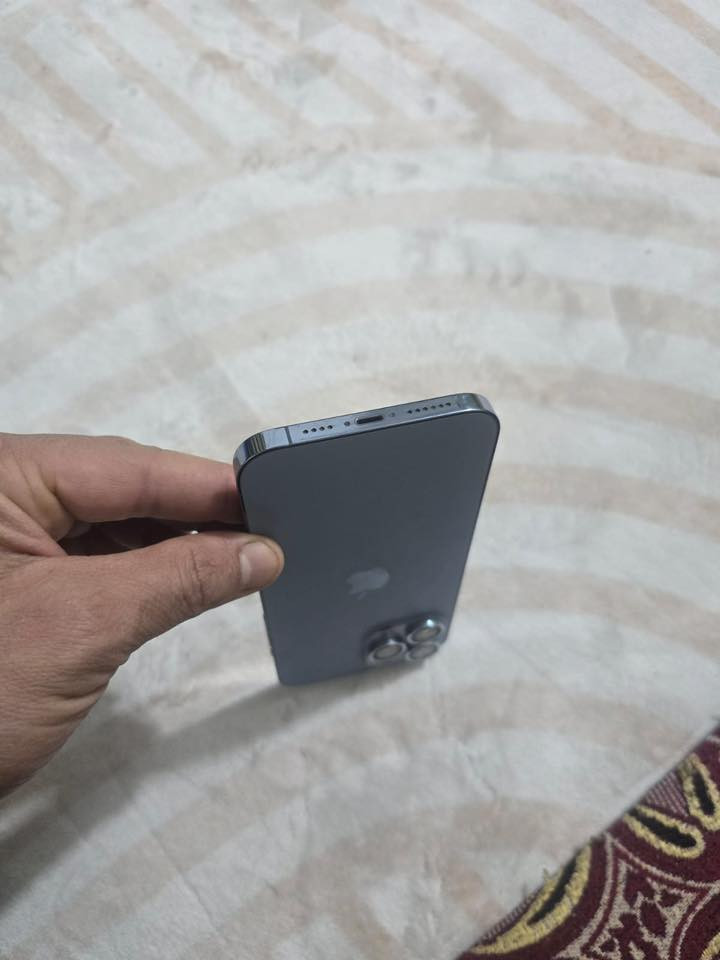 السلام عليكم
13 بروماكس مكفول كفاله عامه

ماداخل اي تصليح  مامفتوح 

وين ميعجبك افحص مفول للاخير

ذاكره 256.      بطاريه 88

السعر 720 وبي مجال مكاني حله ابو غرق

***********
